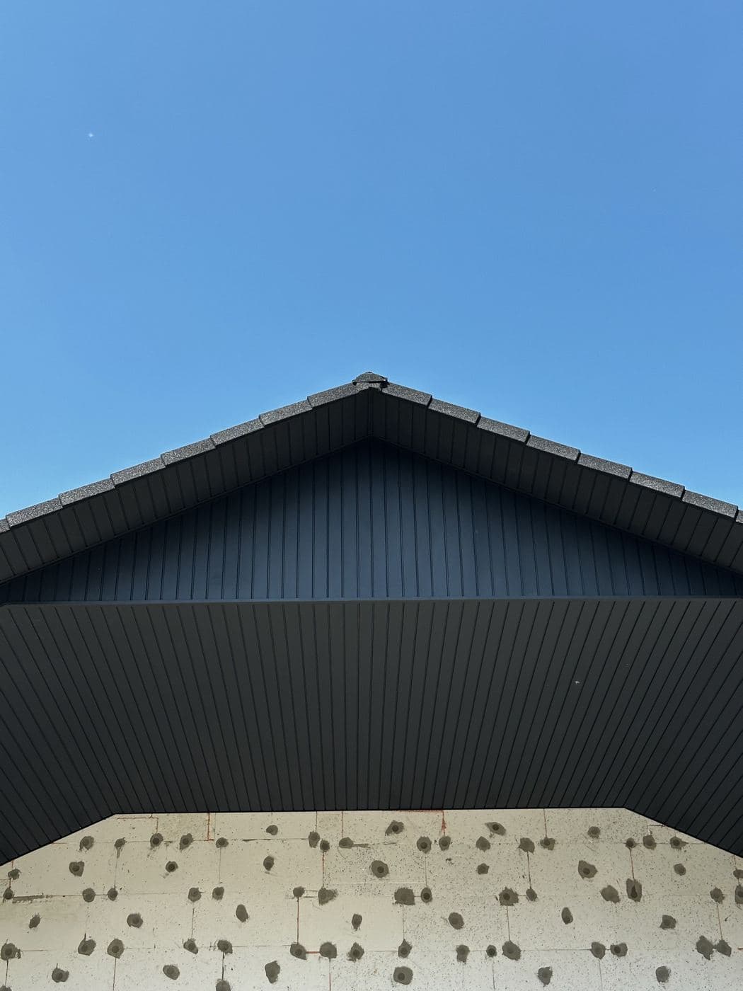 Soffit metalic Imperlux montat — lucrare reală 7