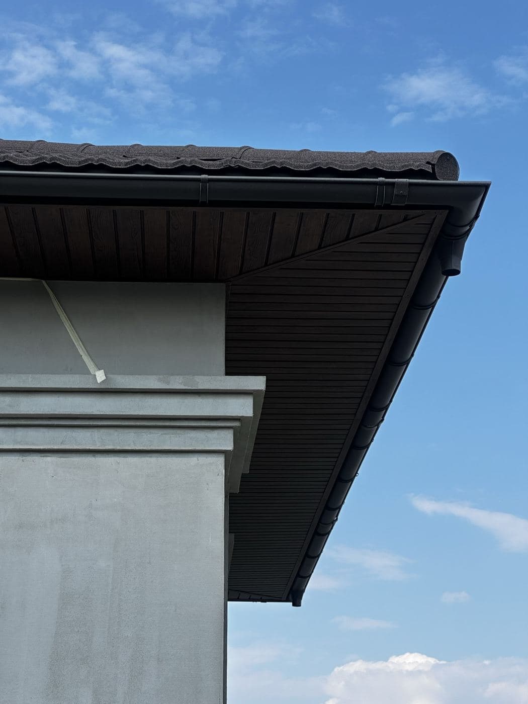 Soffit metalic Imperlux montat — lucrare reală 11