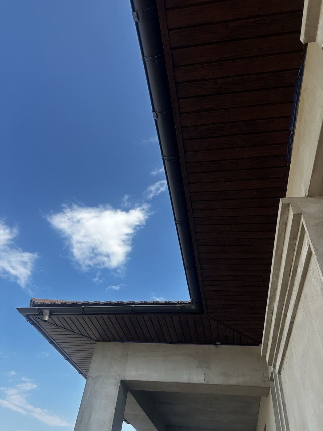 Soffit metalic Imperlux montat — lucrare reală 17